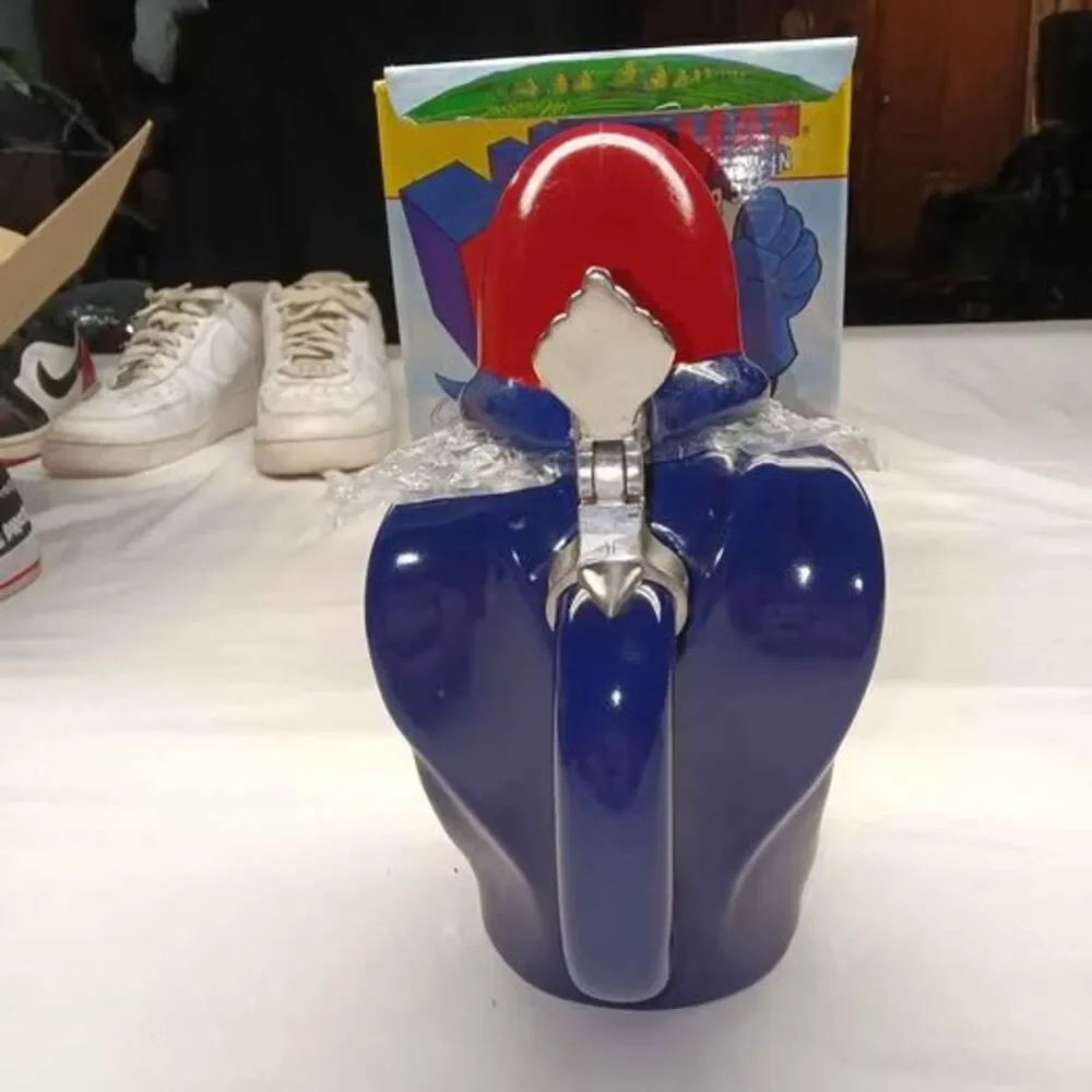 Unbranded vintage ceramic